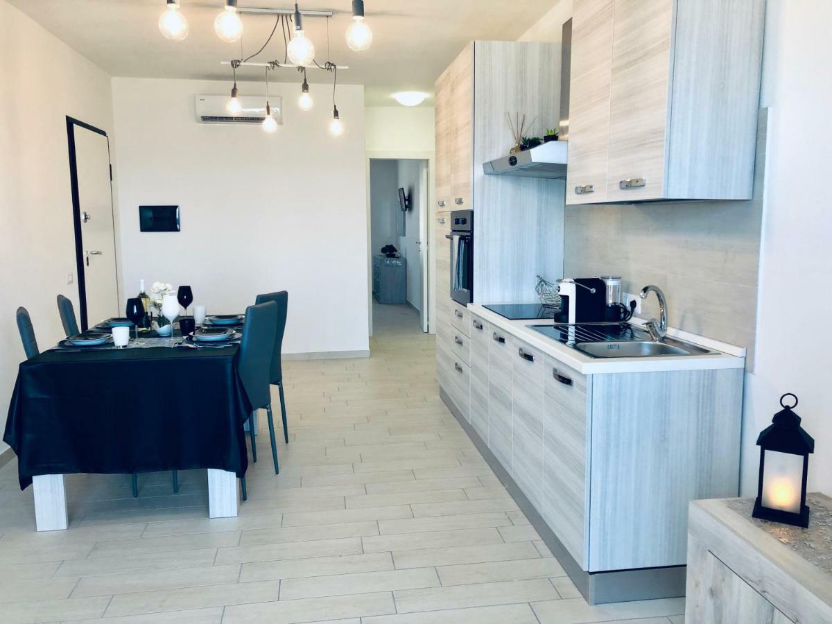 Il Tramonto Luxury House Apartamento Valledoria  Exterior foto