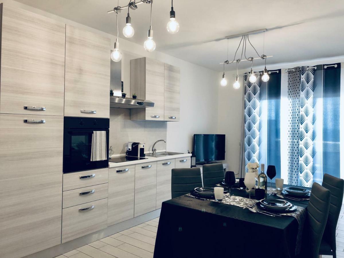 Il Tramonto Luxury House Apartamento Valledoria  Exterior foto